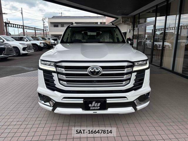 Toyota LAND CRUISER 2024-08 7617494-1