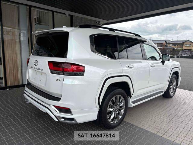 Toyota LAND CRUISER 2024-08 7617494-4