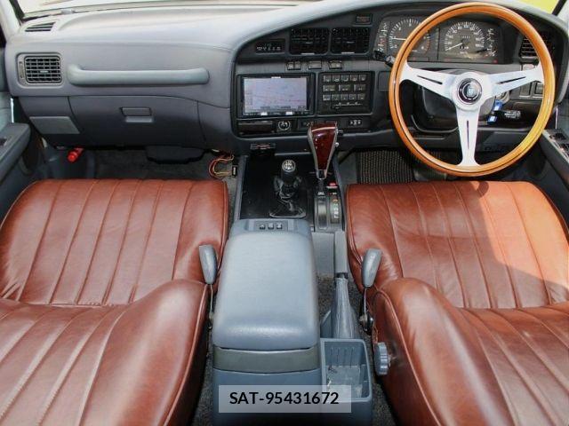 Toyota LAND CRUISER 1992-01 7617511-1