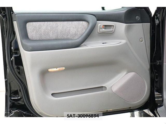 Toyota LAND CRUISER 2003-01 7617508-13