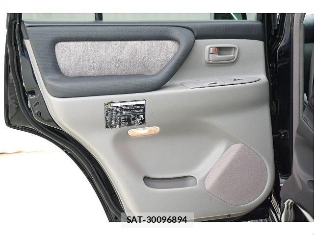 Toyota LAND CRUISER 2003-01 7617508-14
