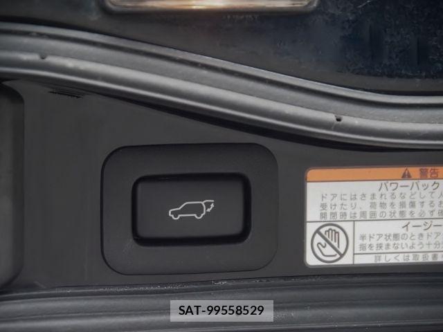 Toyota LAND CRUISER 2018-02 7617509-17