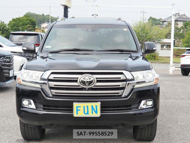 Toyota LAND CRUISER 2018-02 7617509-1