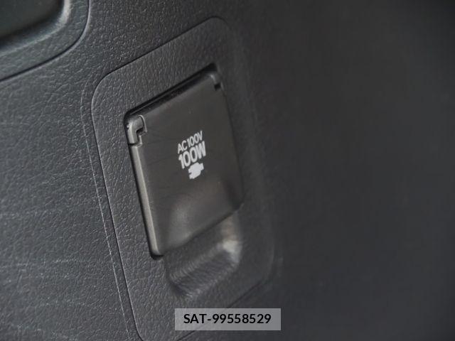 Toyota LAND CRUISER 2018-02 7617509-19