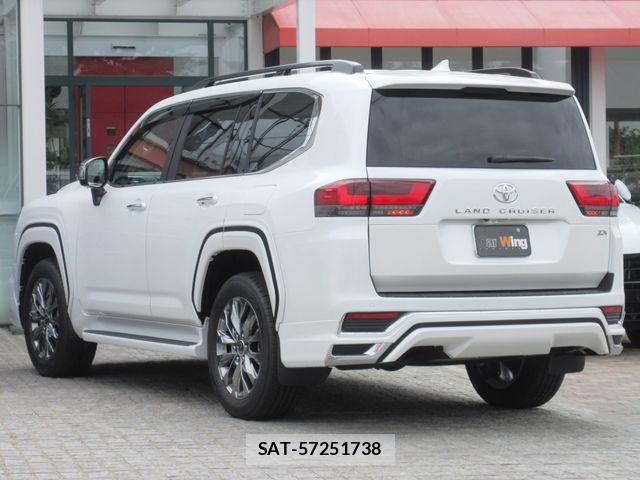 Toyota LAND CRUISER 2024-10 7617499-9