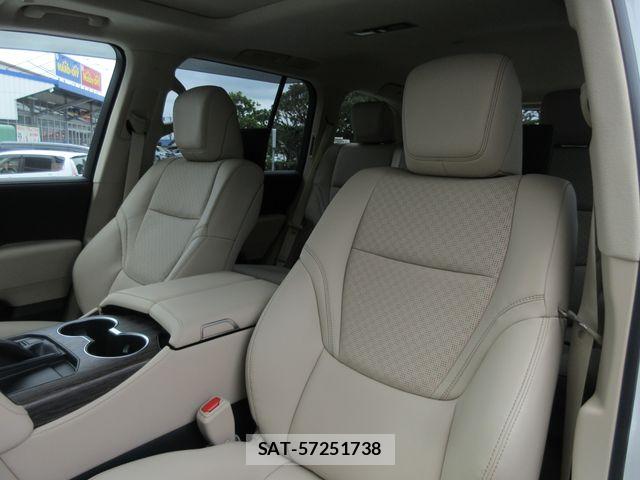 Toyota LAND CRUISER 2024-10 7617499-13