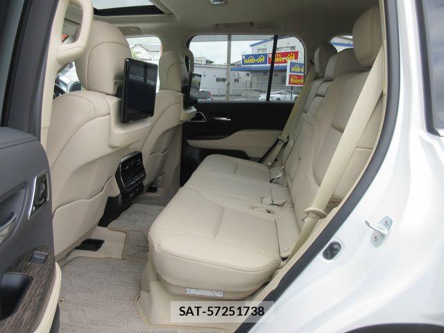 Toyota LAND CRUISER 2024-10 7617499-14