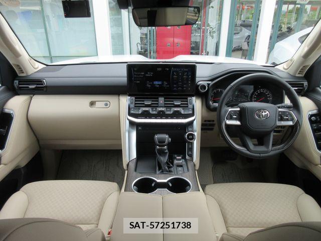 Toyota LAND CRUISER 2024-10 7617499-1