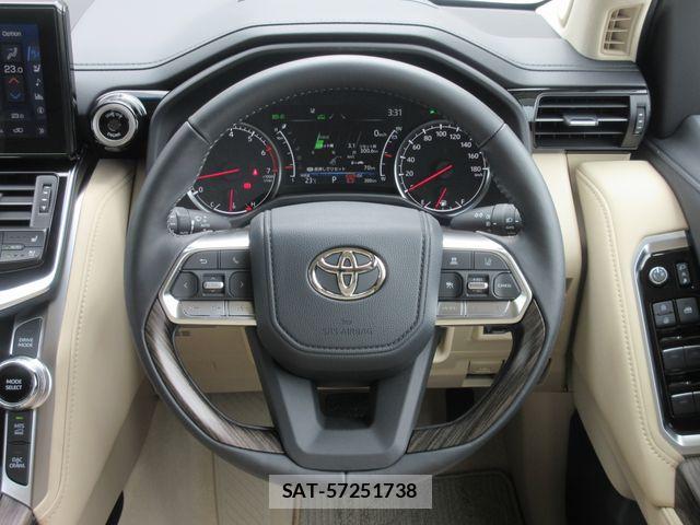 Toyota LAND CRUISER 2024-10 7617499-22