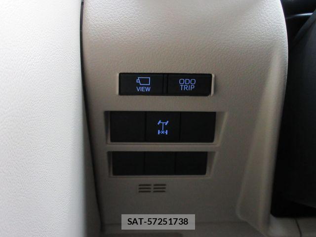 Toyota LAND CRUISER 2024-10 7617499-25