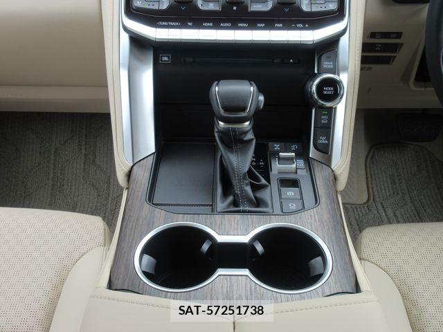 Toyota LAND CRUISER 2024-10 7617499-29