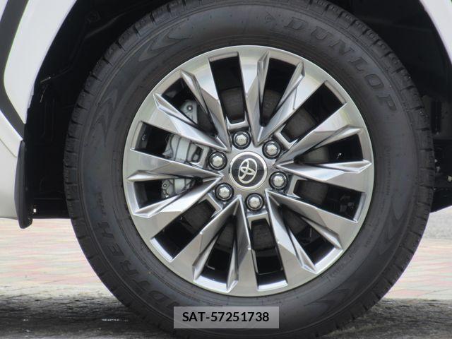 Toyota LAND CRUISER 2024-10 7617499-6