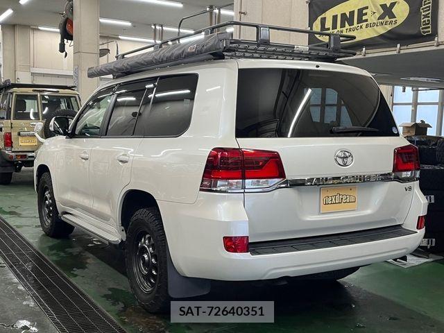 Toyota LAND CRUISER 2018-10 7617507-1