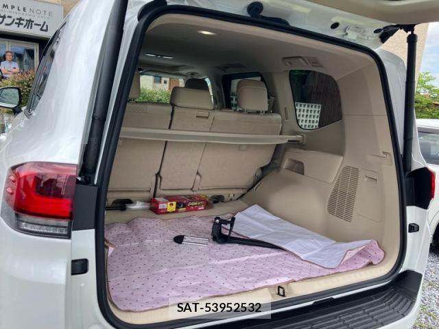 Toyota LAND CRUISER 2023-09 7617495-27