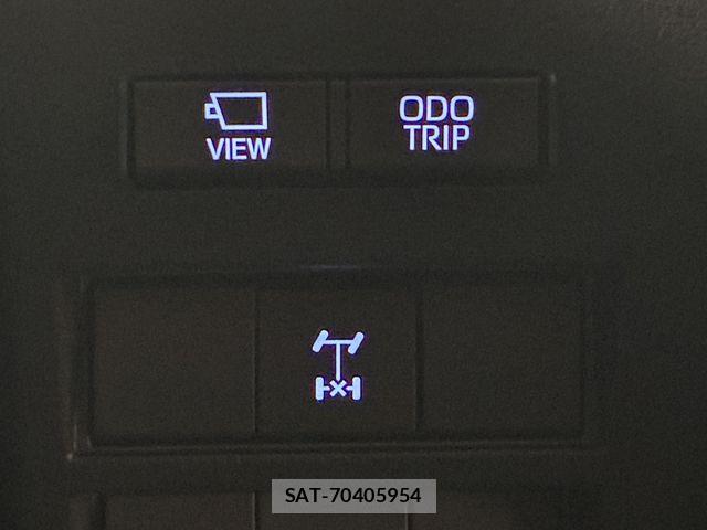 Toyota LAND CRUISER 2021-12 7724884-27
