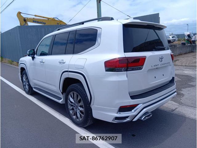 Toyota LAND CRUISER 2026-05 7724886-1