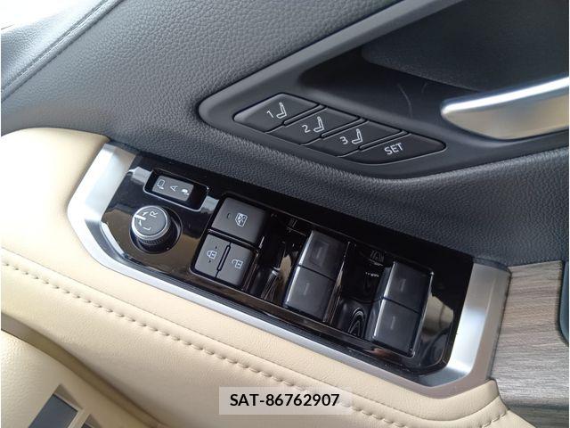 Toyota LAND CRUISER 2026-05 7724886-21