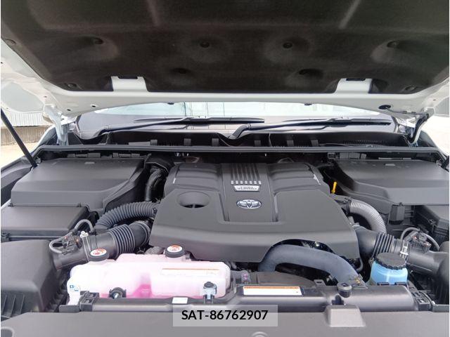 Toyota LAND CRUISER 2026-05 7724886-26