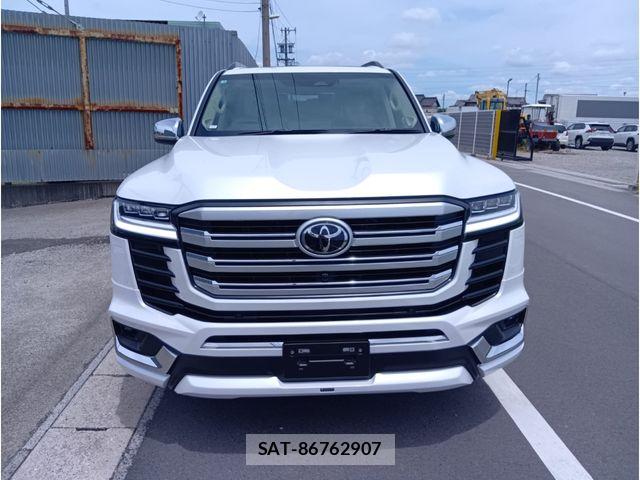 Toyota LAND CRUISER 2026-05 7724886-5