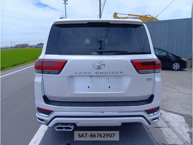 Toyota LAND CRUISER 2026-05 7724886-8