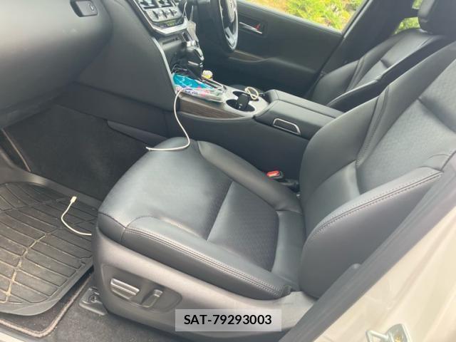 Toyota LAND CRUISER 2024-04 7724896-18