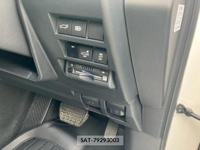 Toyota LAND CRUISER 2024-04 7724896-24