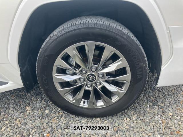 Toyota LAND CRUISER 2024-04 7724896-8