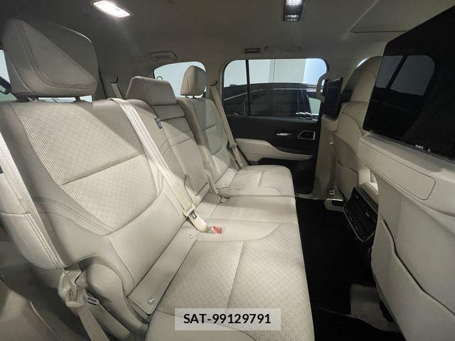 Toyota LAND CRUISER 2025-07 7724887-16
