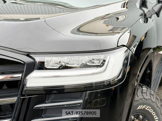 Toyota LAND CRUISER 2023-07 7724899-9