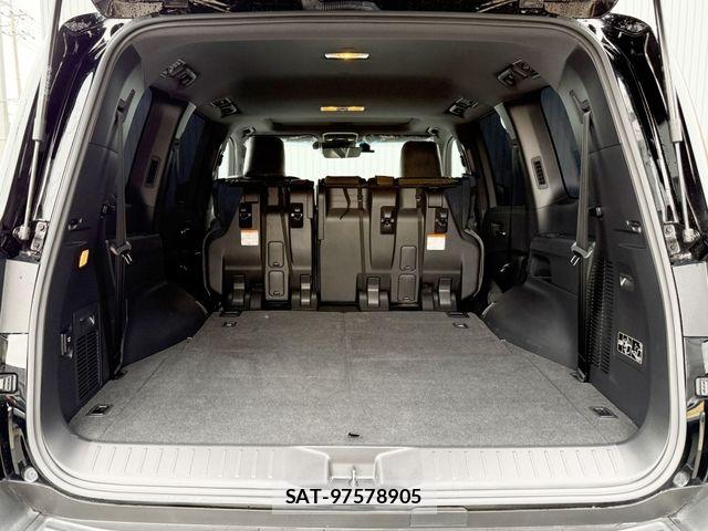 Toyota LAND CRUISER 2023-07 7724899-19