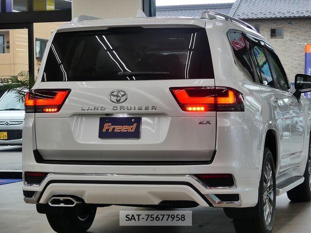 Toyota LAND CRUISER 2025-07 7724888-9