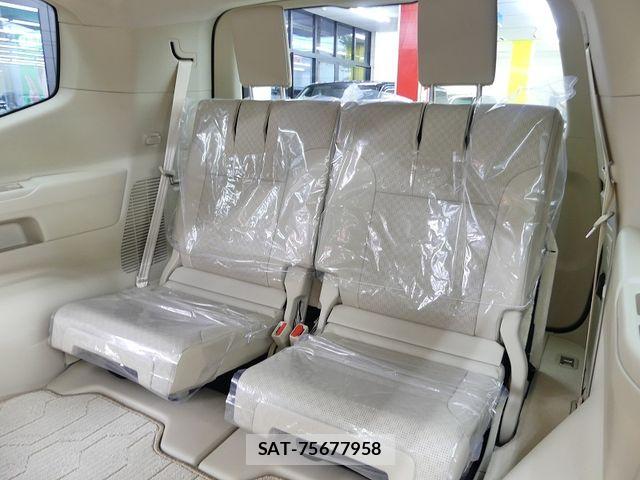 Toyota LAND CRUISER 2025-07 7724888-17