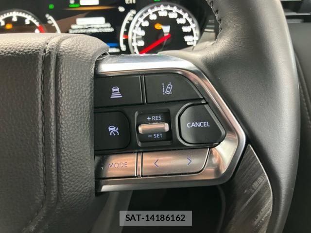 Toyota LAND CRUISER 2023-09 7724900-12