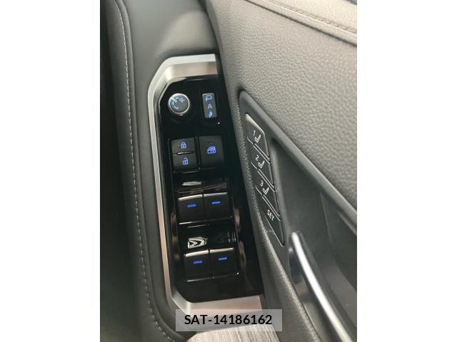 Toyota LAND CRUISER 2023-09 7724900-14