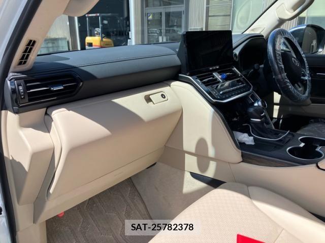Toyota LAND CRUISER 2025-06 7724889-12