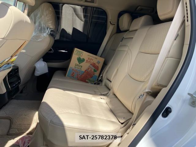 Toyota LAND CRUISER 2025-06 7724889-14