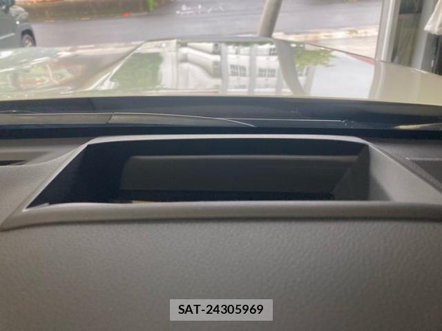 Toyota LAND CRUISER 2023-08 7724898-24