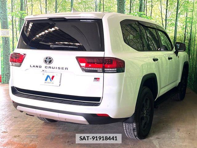 Toyota LAND CRUISER 2024-01 7786285-12