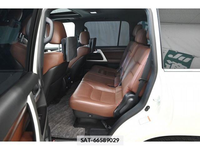 Toyota LAND CRUISER 2020-10 7786283-11