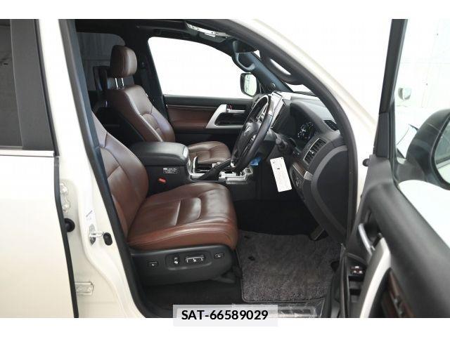 Toyota LAND CRUISER 2020-10 7786283-7