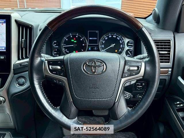 Toyota LAND CRUISER 2016-10 7786282-11