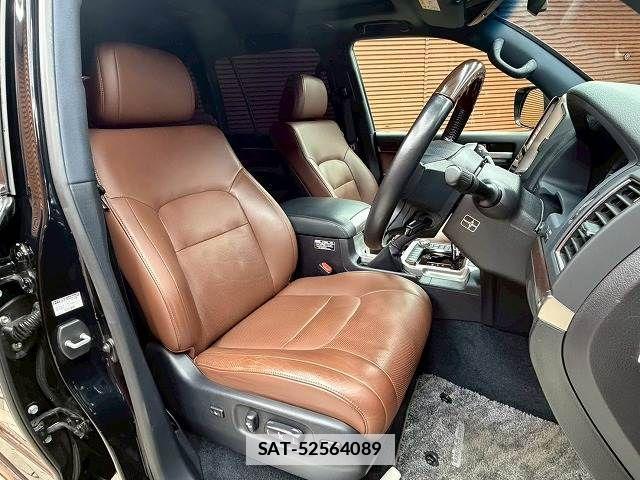Toyota LAND CRUISER 2016-10 7786282-7