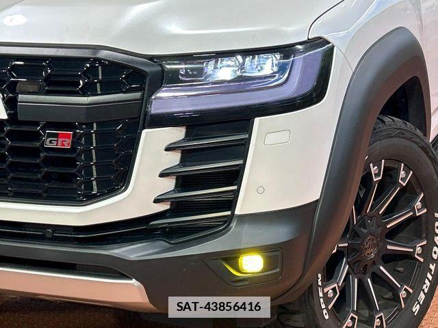 Toyota LAND CRUISER 2023-03 7877215-11
