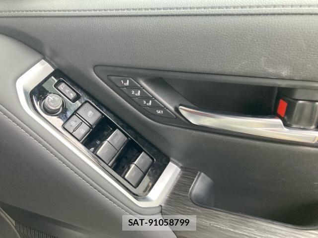 Toyota LAND CRUISER 2024-08 7877216-12