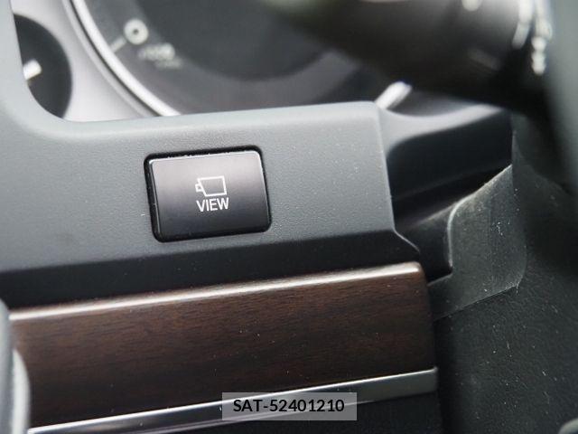 Toyota LAND CRUISER 2018-03 7877220-28