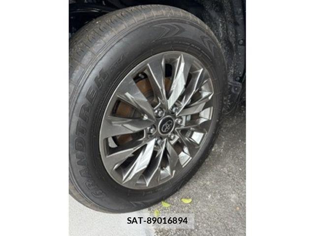 Toyota LAND CRUISER 2023-10 7877211-16