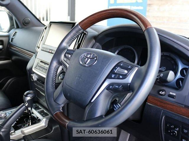 Toyota LAND CRUISER 2016-01 7877219-12