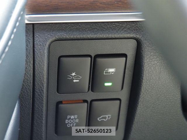 Toyota LAND CRUISER 2018-09 7877218-26