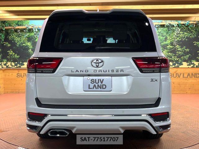 Toyota LAND CRUISER 2023-04 7877213-16