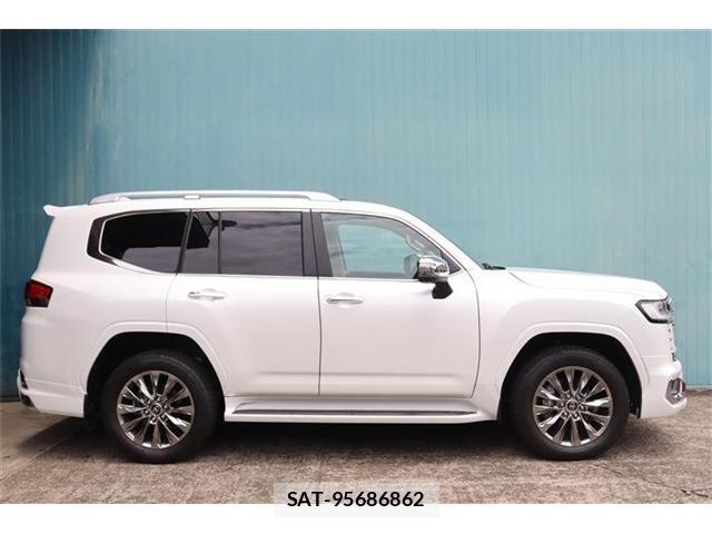 Toyota LAND CRUISER 2022-05 7962317-4